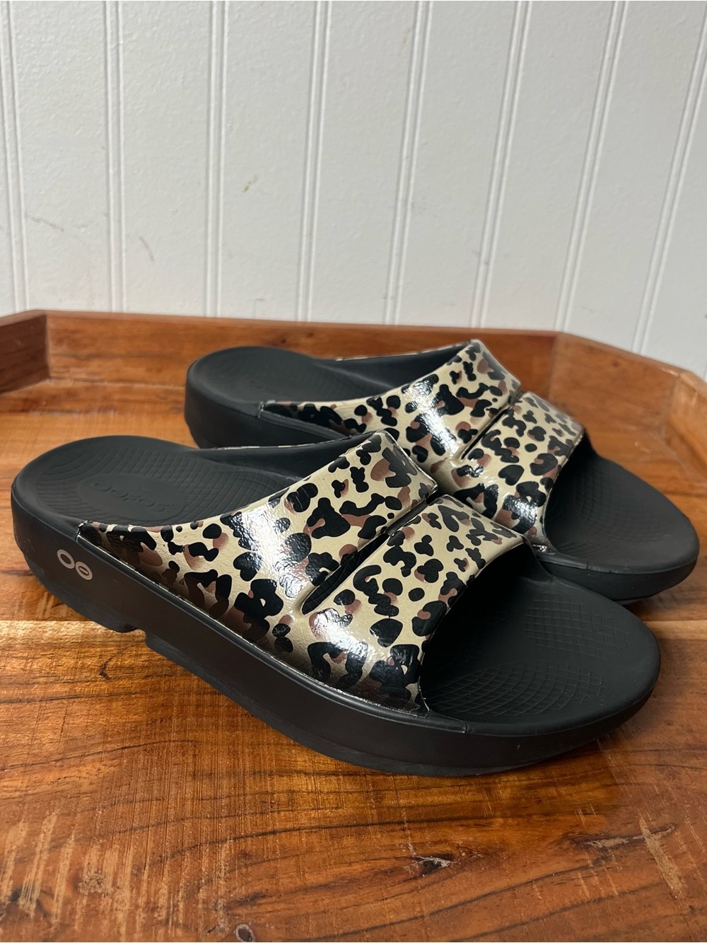 Oofos OOahh Limited Leopard Slide Sandals